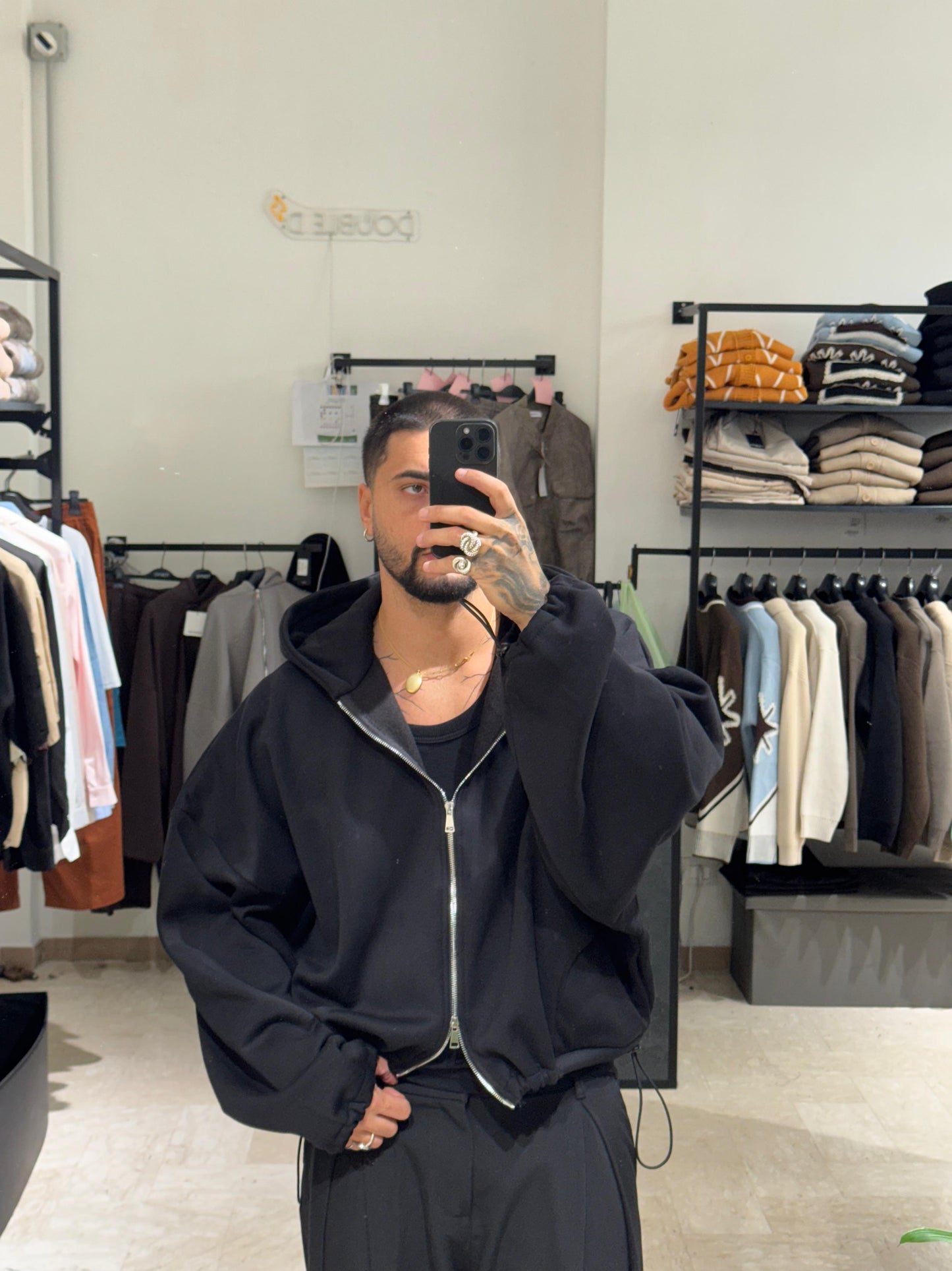 FELPA HOODIE NERA PIPISTRELLO