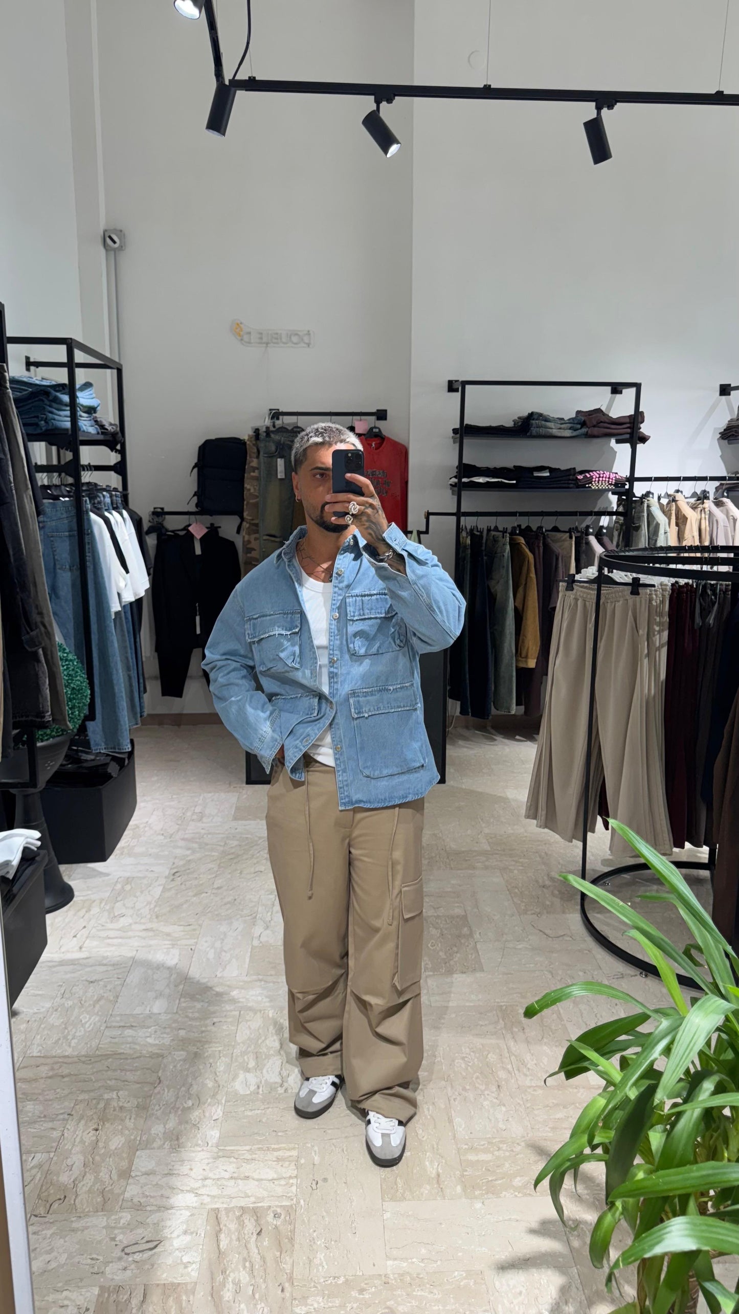 PARACHUTE BEIGE