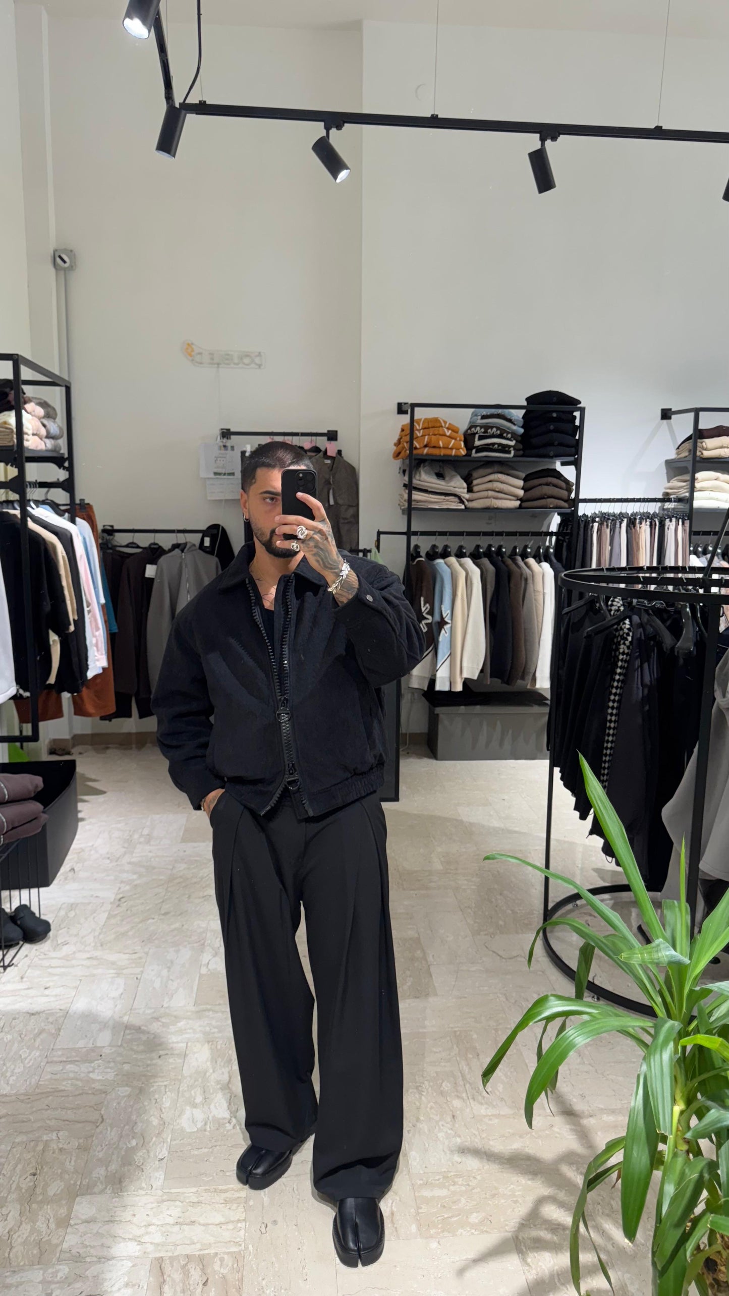 JACKET NERO CROP SCAMOSCIATO