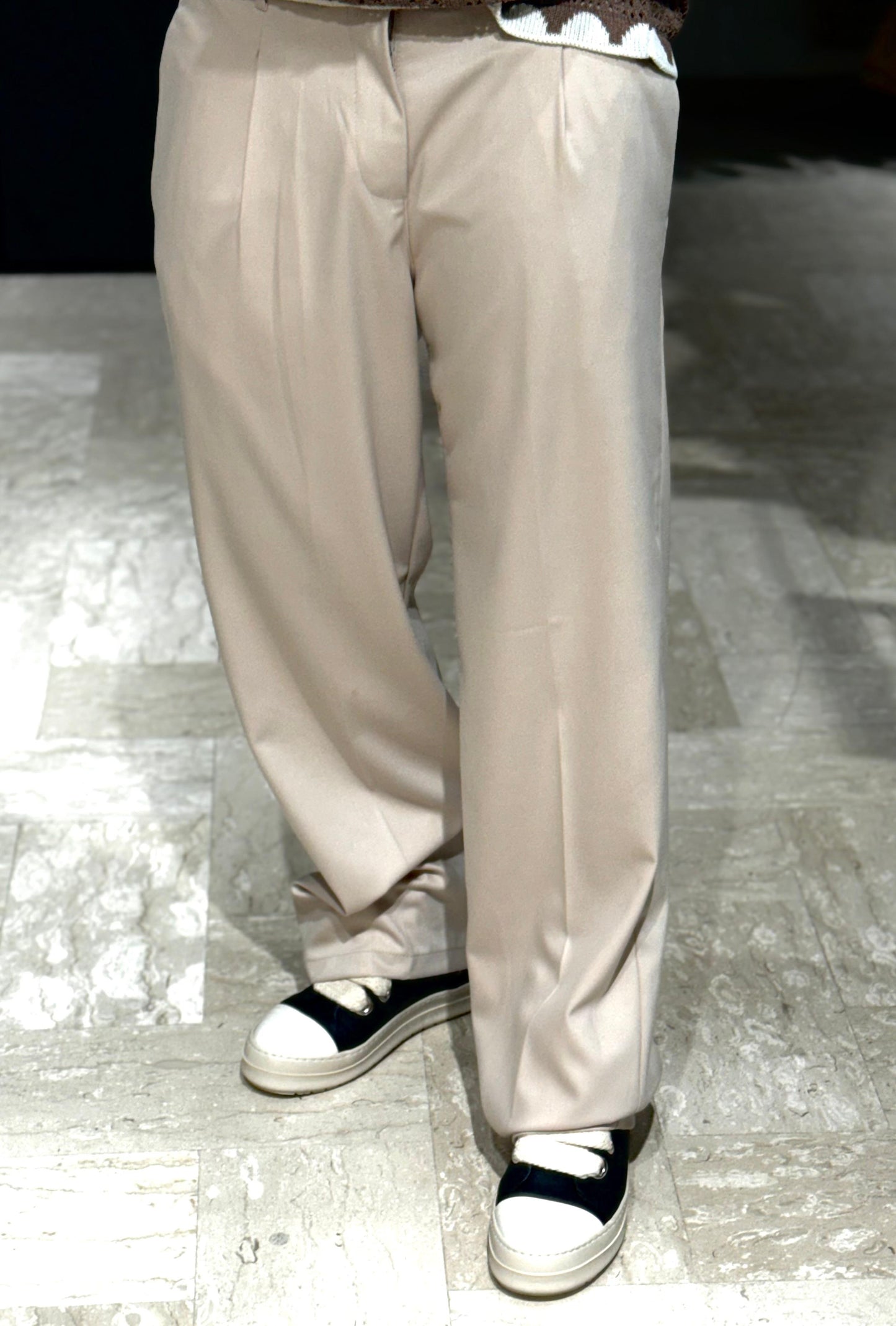 PANTALONE BEIGE FONDO LARGO