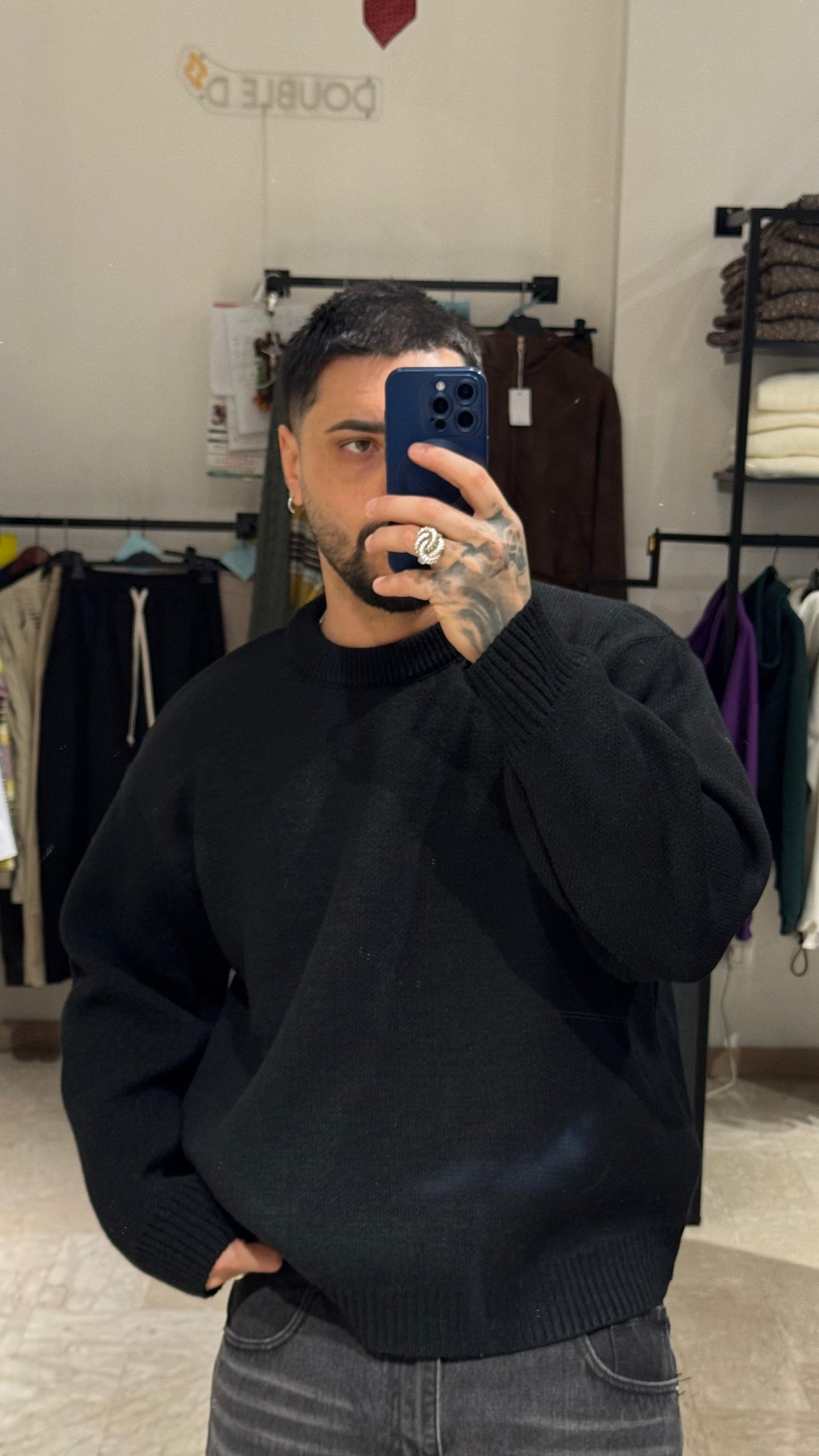 MAGLIONE NERO CROP/OVER