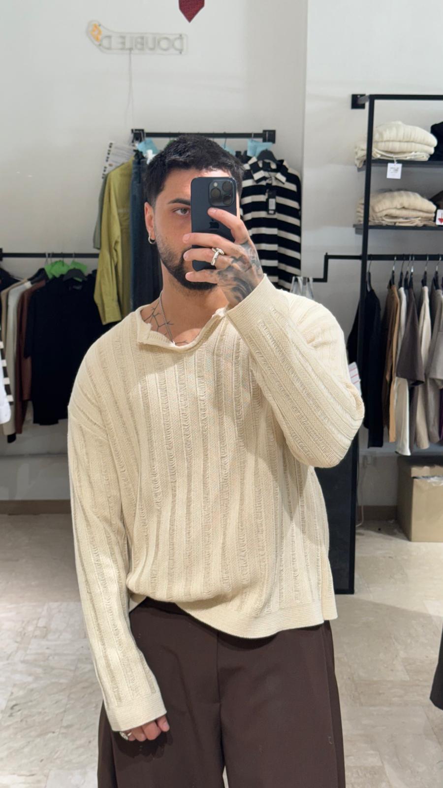 MAGLIONCINO BEIGE SCOLLO A V