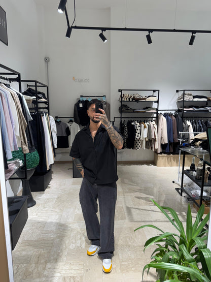 CAMICIA NERA CROP HYDO