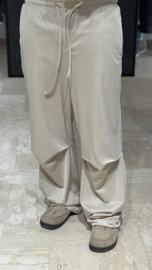 PARACHUTE BEIGE