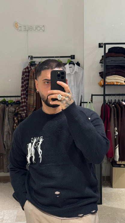 MAGLIONE NERO CON FILI