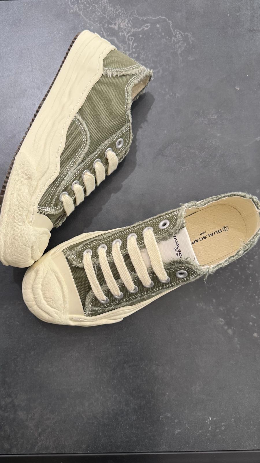 SCARPE MODELLO MAISON MIHA.. TELA VERDE