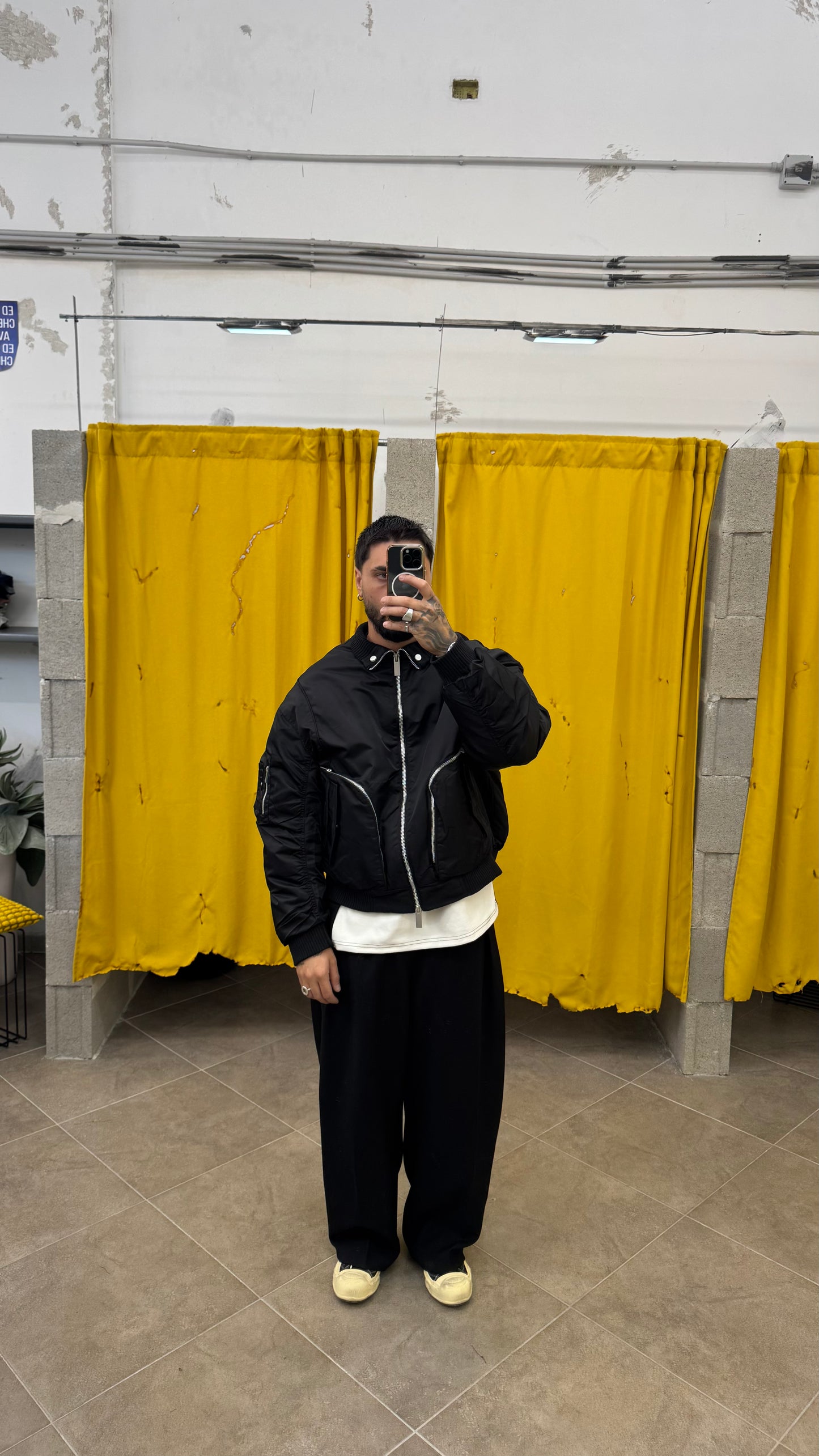BOMBER NERO CROP