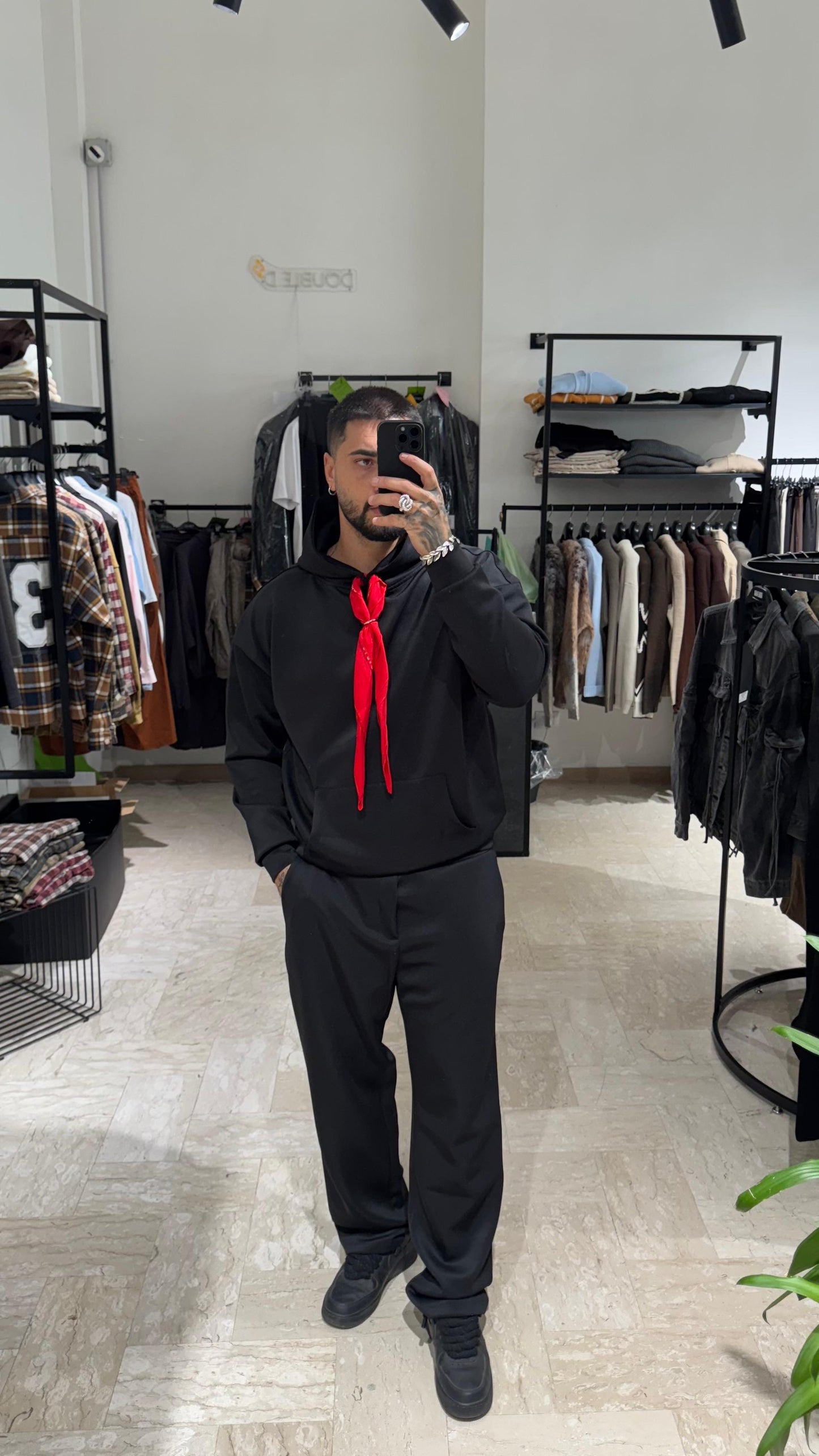 COMPLETO TUTA NERO BANDANA