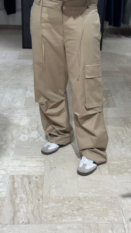 PARACHUTE BEIGE