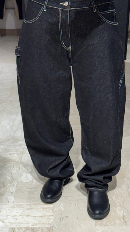 DENIM BALLOON NERO CON CUCITURE A CONTRASTO