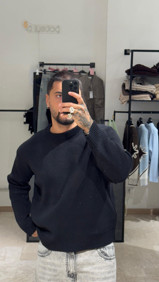 MAGLIONE NERO CROP/OVER