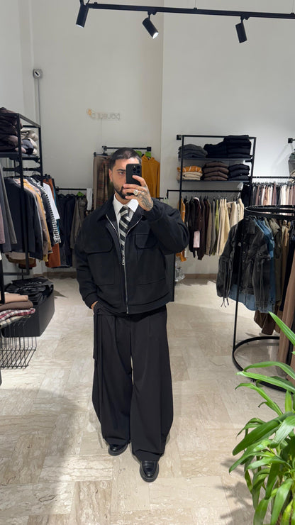 JACKET NERO CON TASCONI